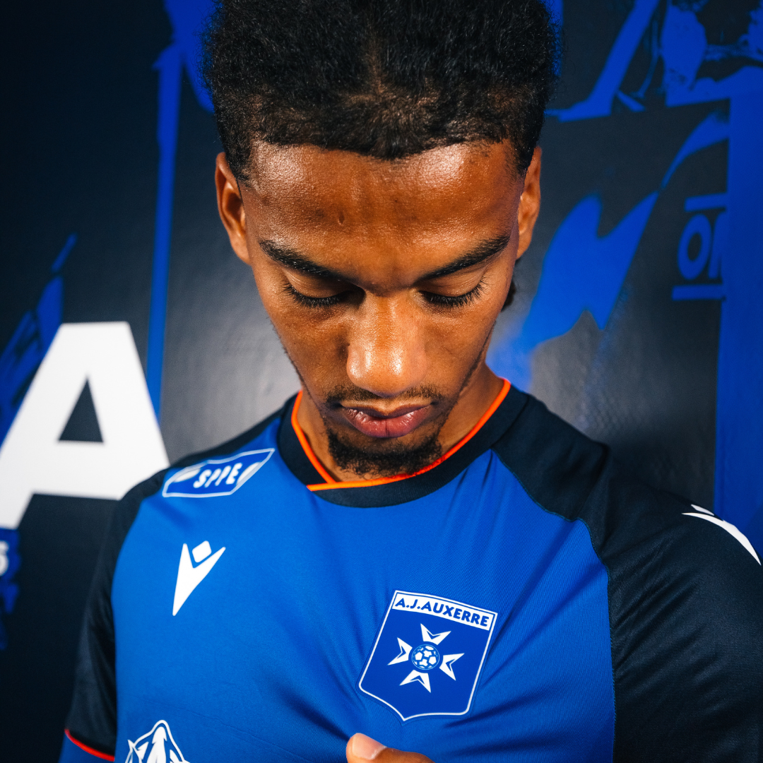 Kid's Macron AJ Auxerre Third 2026 Jersey - Image 4