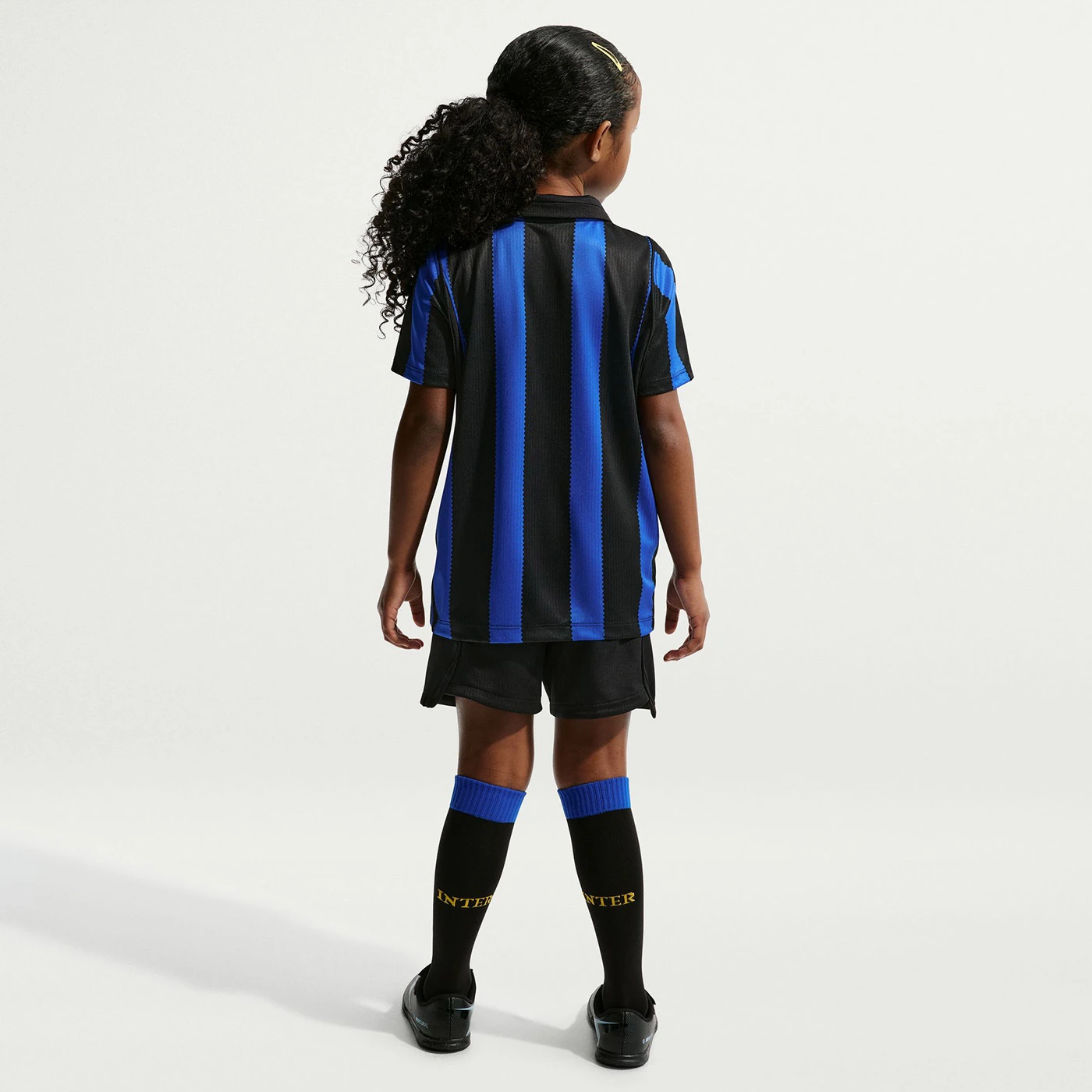 Kid's Nike Inter Milan Home 2026 Kit - Image 7